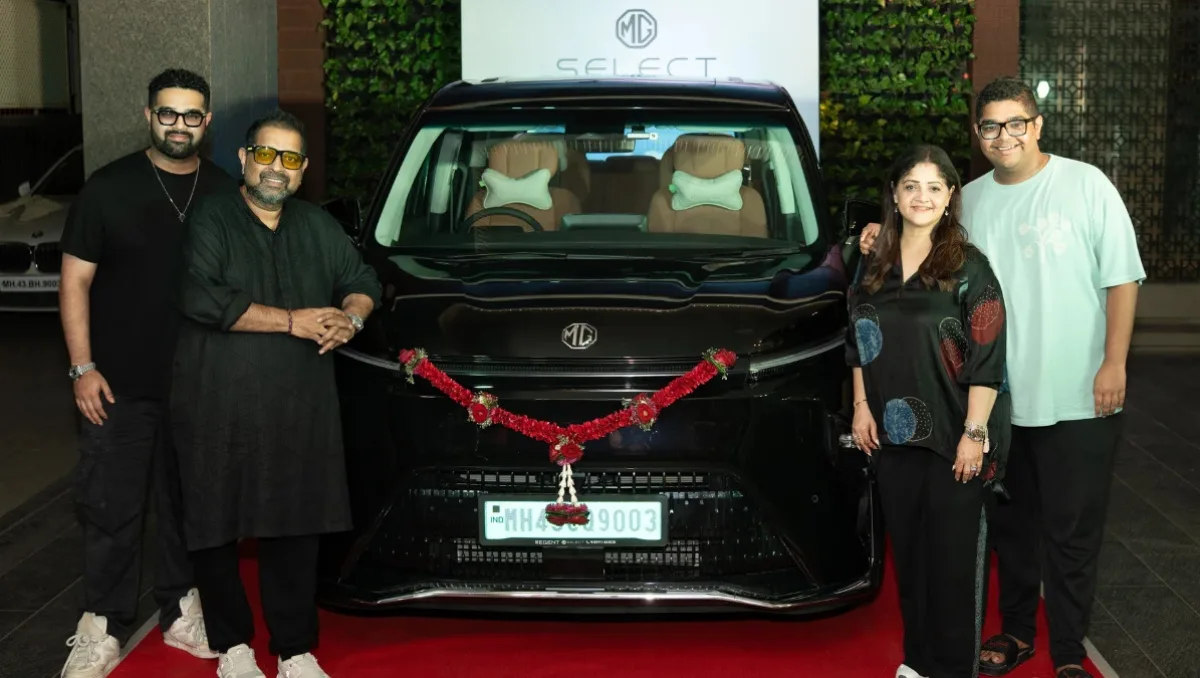 Musician Shankar Mahadevan Brings Home the MG M9 Luxury MPV
