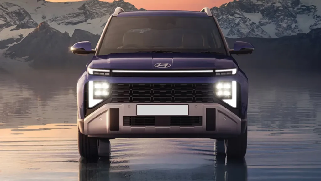 2025 Hyundai Venue front view showing new LED DRLs and parametric grille