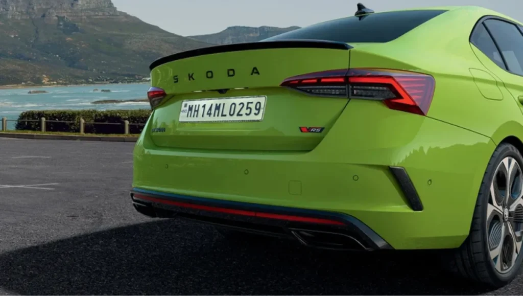 New Skoda Octavia RS review close-up rear bumper and RS badge