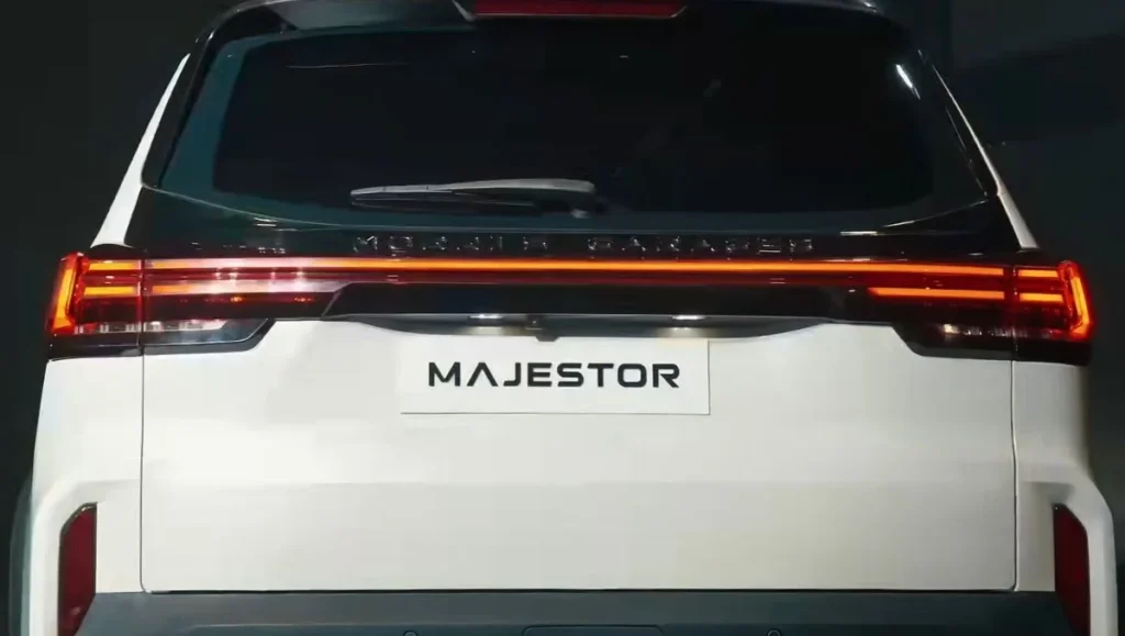 MG Majestor India Launch On February 12 rear view with connected LED tail lamps
